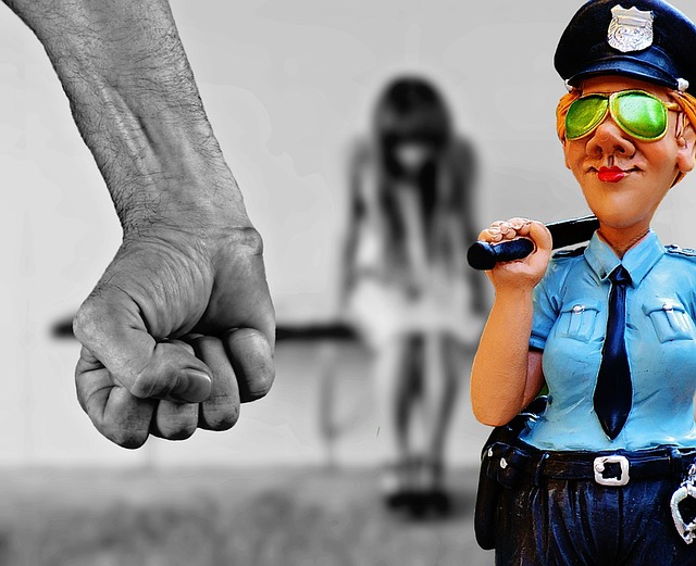 Solicitan mayor capacitación a policías para atender violencia por razón de género