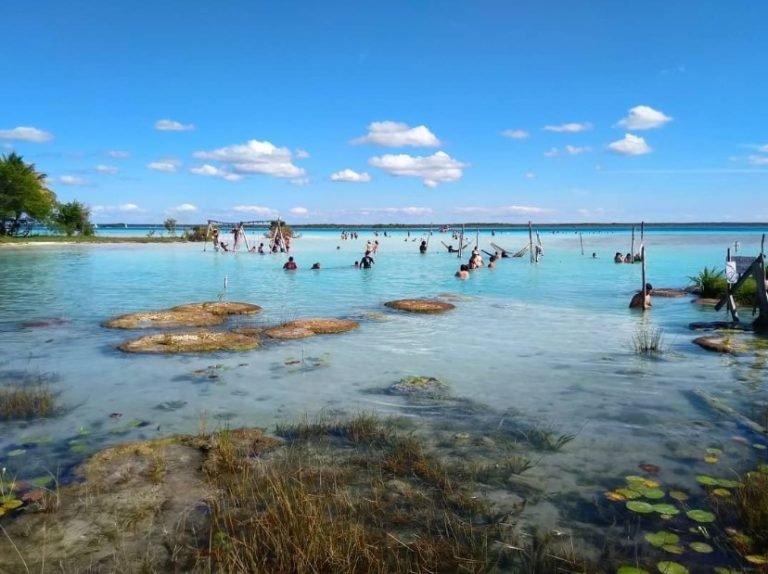 Confían hoteleros que vacunación resaltará imagen del caribe mexicano