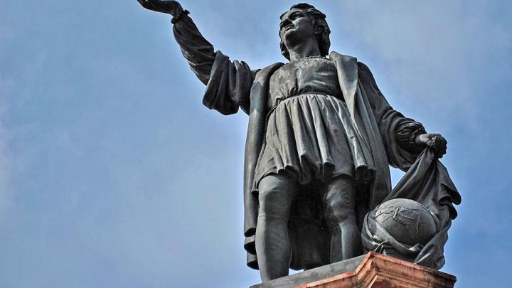 Reemplazan a Colón por escultura “Tlali” en glorieta de Reforma