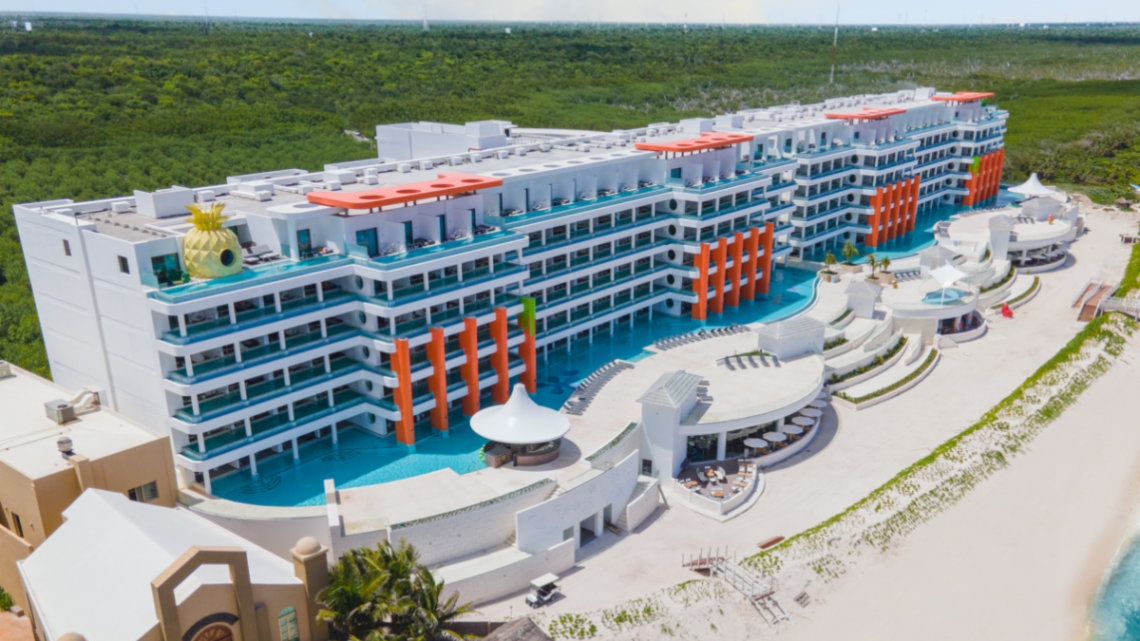 Nickelodeon Riviera Maya, producto del trabajo y talento mexicano Nickelodeon Riviera Maya, producto del trabajo y talento mexicano