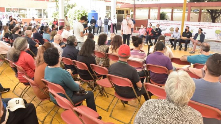 Presentan avances en programas de seguridad y movilidad a vecinos de Valle Dorado, Tlalnepantla