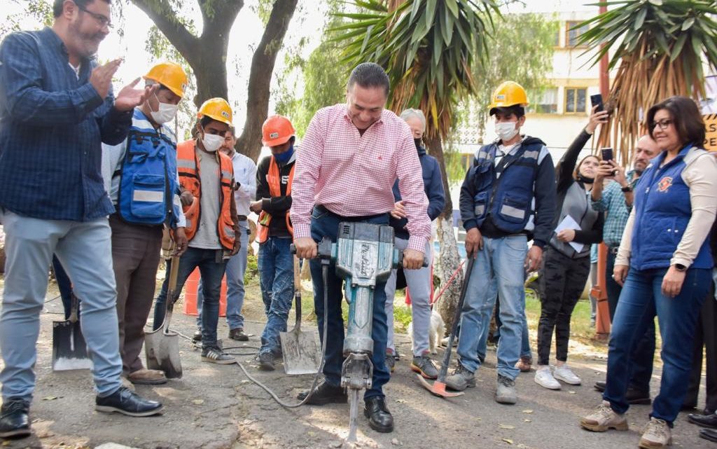 Inician obras de repavimentación en fraccionamientos y colonias de Tlalnepantla