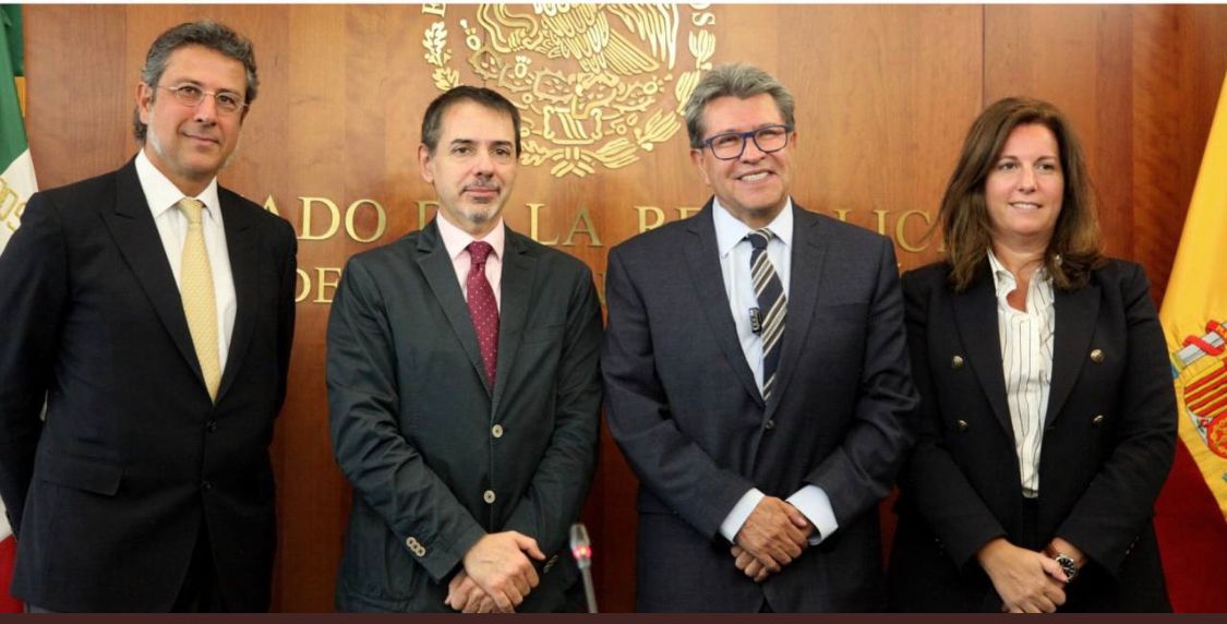 Recibe Monreal al embajador hispano Juan Duarte Cuadrado en el Senado