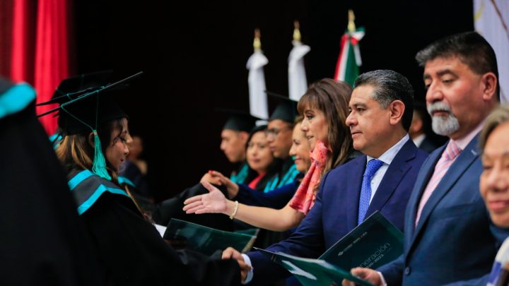 Tony Rodríguez se compromete a continuar fortaleciendo la educación en Tlalnepantla