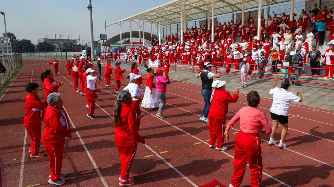 Inauguran en Tlalnepantla la Semana Cultural y Deportiva del adulto mayor