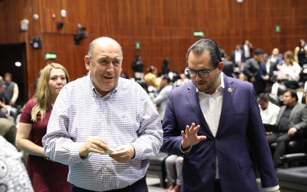 Rubén Moreira y Marco Mendoza impulsan iniciativa para regular encuestas electorales