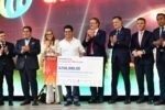 El secretario Marcelo Ebrard entregó el Premio a la Innovación Mexicana a 24 inventores y emprendedores