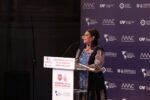 Condena Clara Brugada criminalización de migrantes en Estados Unidos