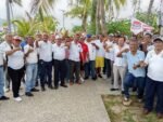Realizan transportistas en Acapulco caravana vehicular en apoyo a Esthela Damián