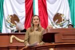 Laura Álvarez: regular los celulares en las aulas es poner el aprendizaje y el bienestar de la niñez primero